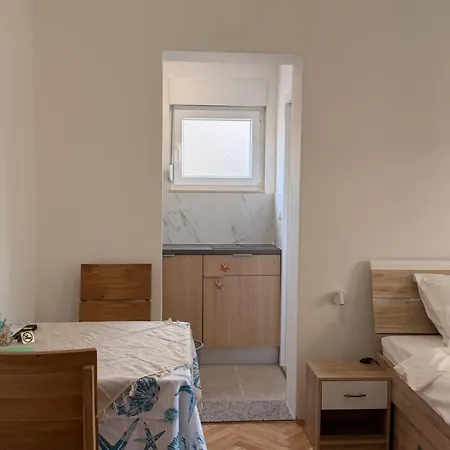 Timo Split Croatia Apartahotel Kaštela