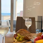 Timo Split Croatia Hotel apartamentowy