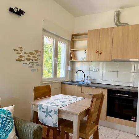 Timo Split Croatia Lägenhetshotell 3*