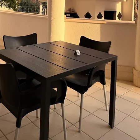 Timo Split Croatia Lägenhetshotell Kaštela