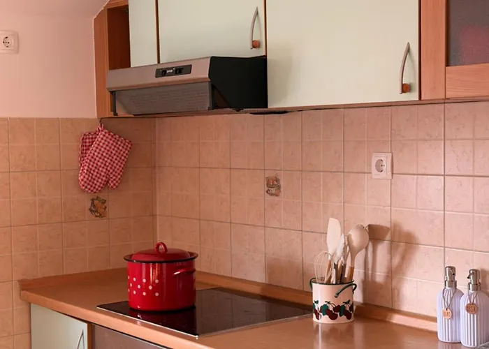 Timo Split Croatia Aparthotel Kastela